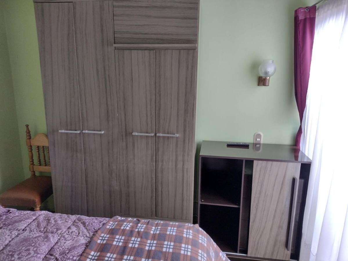Hostal El Toque De Pilar 푼타아레나스 외부 사진