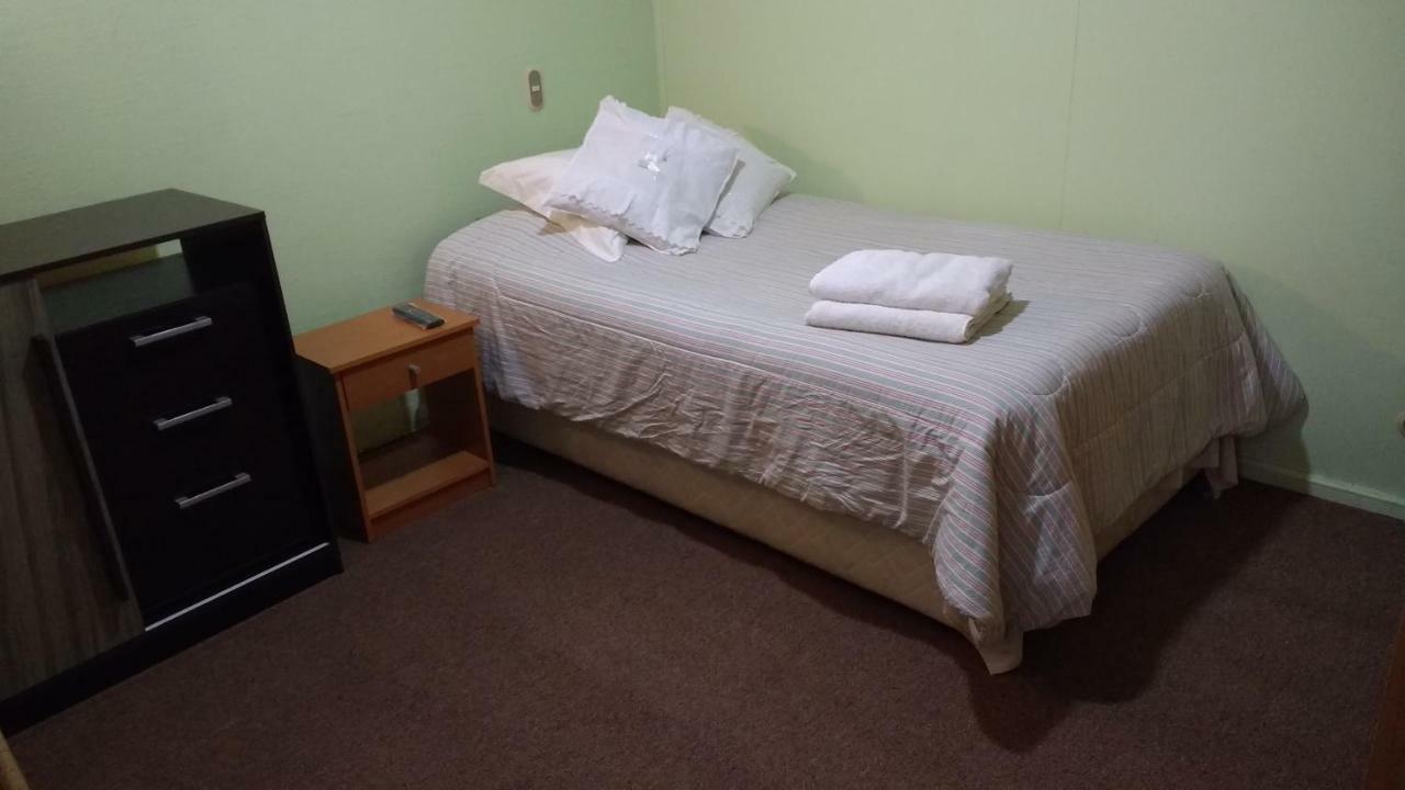 Hostal El Toque De Pilar 푼타아레나스 외부 사진