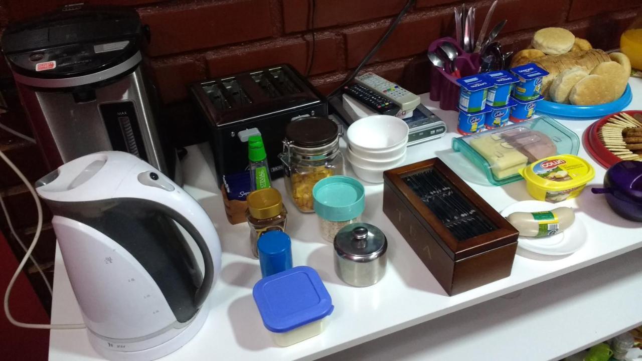 Hostal El Toque De Pilar 푼타아레나스 외부 사진